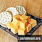 Как нарезать сыр кубиками
