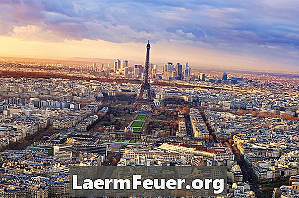 10 мест, которые нужно посетить в Париже