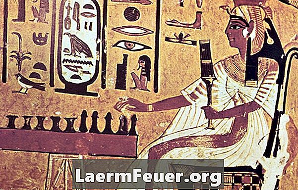 Jak udělat šaty ze starověkého Egypta bez švů