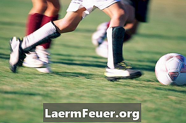 卓越したサッカーの蹴り方を習得する方法