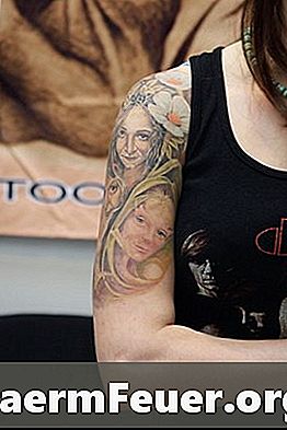 Jak se ujistit, vaše nové tetování léčí dobře