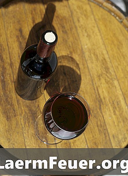 Како знати да ли је вино оштећено