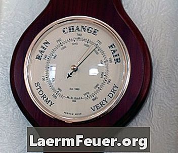 Hur man kalibrerar en hemgjord barometer