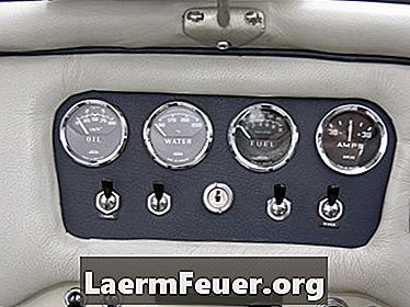 Kako priključiti ampermeter v avto