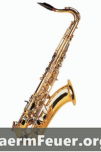 Как да получите хармоници във висок саксофон