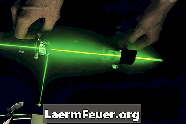 レーザーペンから高出力レーザーを構築する方法