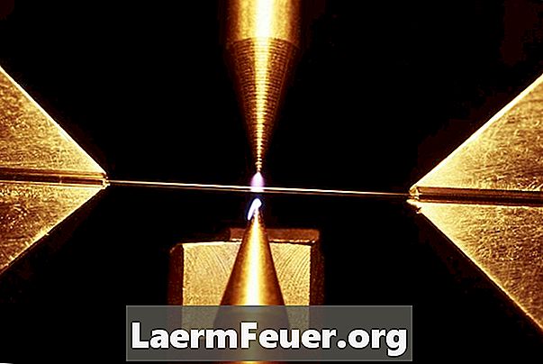 Come tagliare la fibra di carbonio con un laser