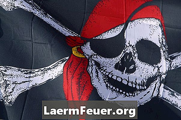 Како да направите позивнице за партију пиратских тема на рачунару