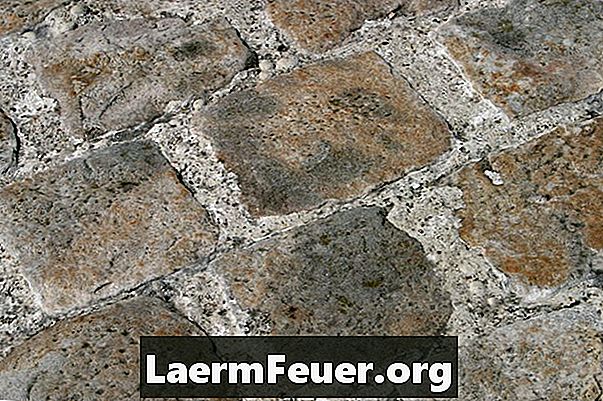 Cara membuat batu buatan pada lantai konkrit luaran