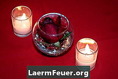 Come decorare per una cena romantica a lume di candela