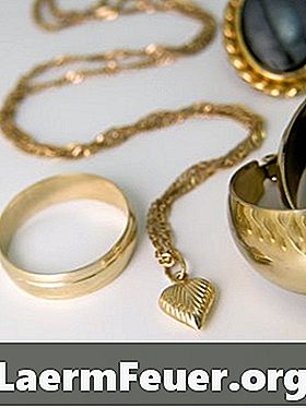 Jak sprzedawać używaną lub niechcianą złotą biżuterię i uzyskiwać maksymalny zysk