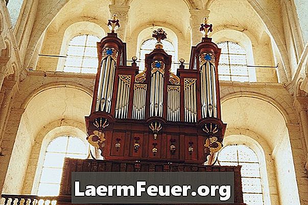 Wie zeichnet man eine Orgel?