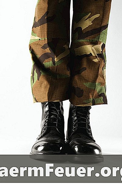 Ako zložiť vojenské nohavice