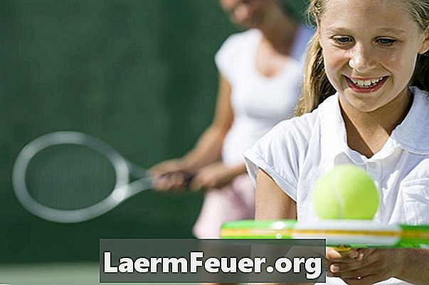 Como ensinar tênis à uma criança