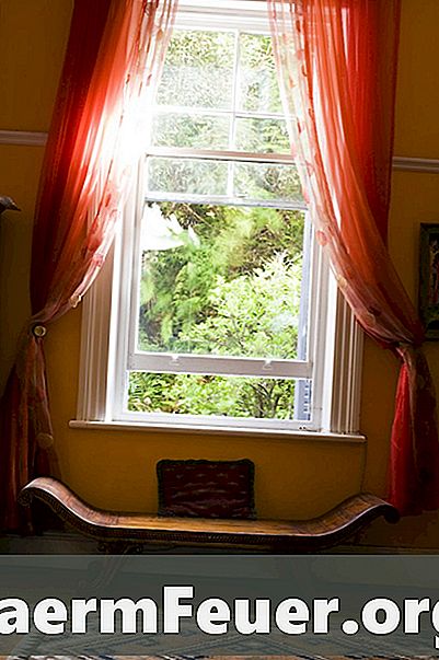Forebyggelse af vinduer i et hus fra at blive sløret
