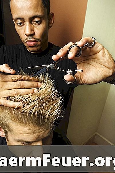 Hvordan man forklarer en mandlig frisør til en frisør