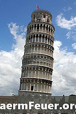 Como fazer a Torre de Pisa em um projeto de artesanato
