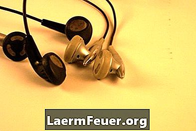 Como fazer com que os fones de ouvido parem de cair?