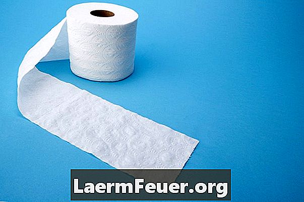 Hoe wc-papier luiers te maken voor een baby shower