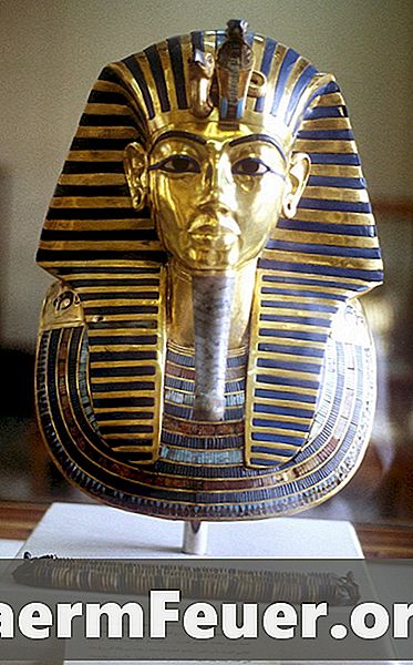كيف اصنع وجه الفرعون توت عنخ آمون