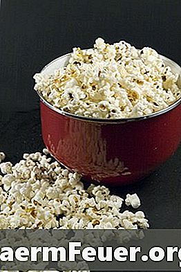Come preparare i popcorn in una pentola a pressione