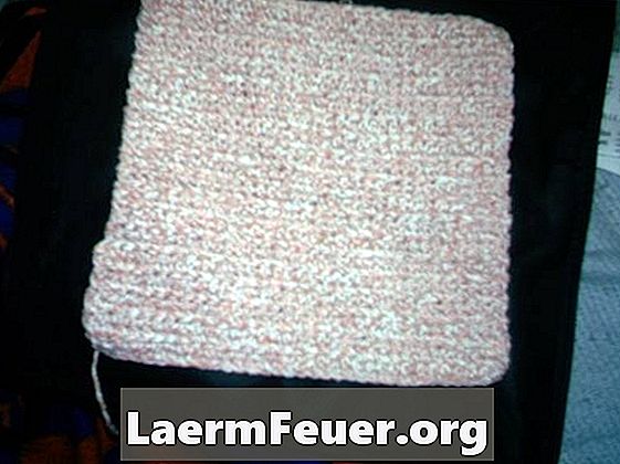 담요로 뜨개질을하는 사각형을 만드는 법