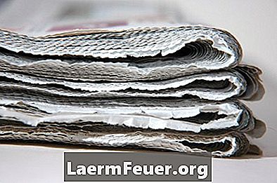 Jak si vyrobit svůj vlastní starožitný noviny
