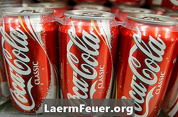 كيفية صنع علبة كوكا كولا