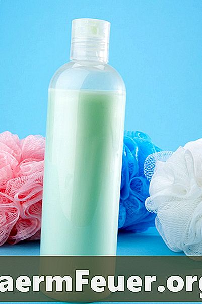Hogyan készítsünk test folyékony szappant az extra száraz bőrre