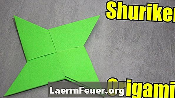 Hur man gör en åtta spetsig pappers shuriken