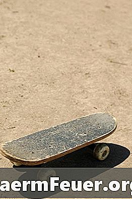 Hvordan lage et motorisert Skateboard