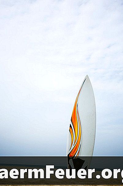 Hoe een plank te maken met surfboards