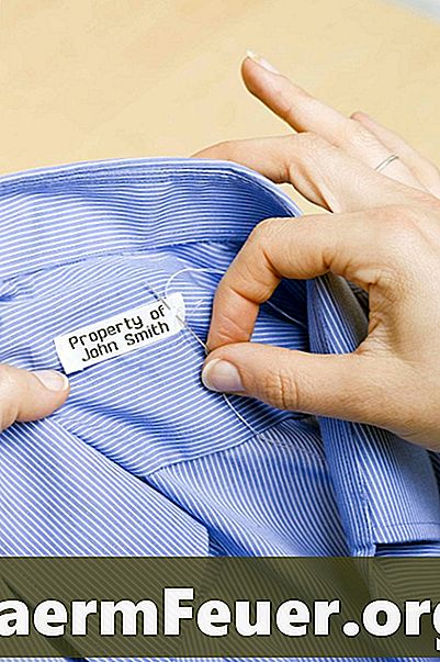 Come realizzare un'etichetta per vestiti senza l'utilizzo di una stampante