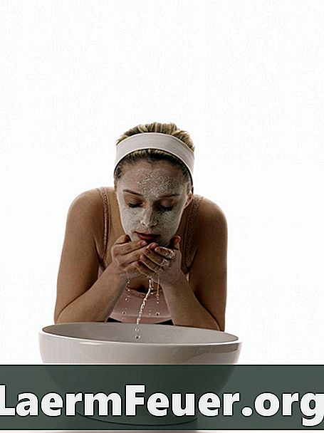 Hur man gör en ansiktsmask med bakpulver