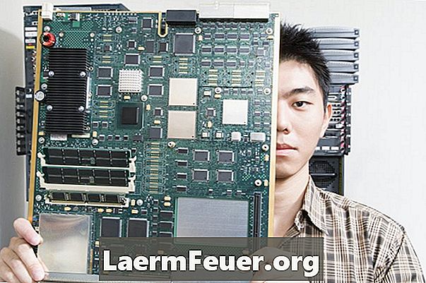 Како препознати осигураче матичне плоче рачунара