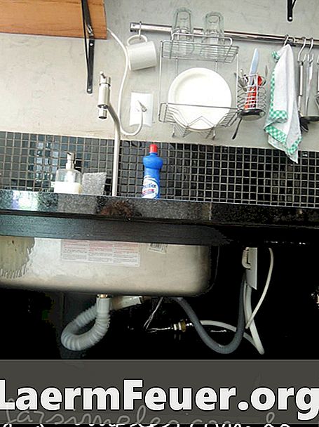 화강암 싱크대가있는 부엌에 식기 세척기를 설치하는 방법
