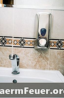 Comment remplacer les bagues de fixation des robinets de salle de bain