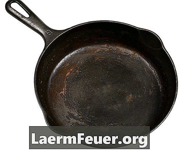 クエン酸で鉄鍋をきれいにする方法