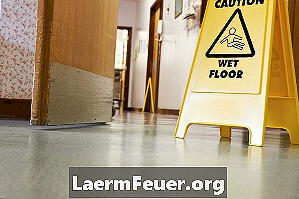 세라믹 및 벽돌 바닥을 청소하는 방법