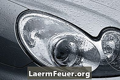 Jak vyčistit světlomety vašeho auta