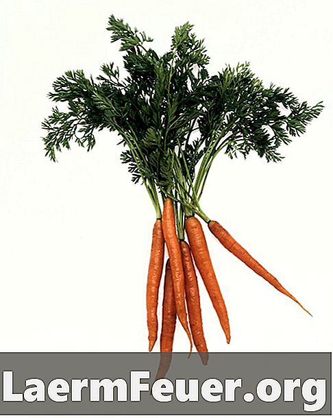 Как да почистите морков без белачка
