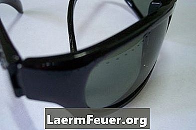 Hvordan måle øyeformat og velg solbriller