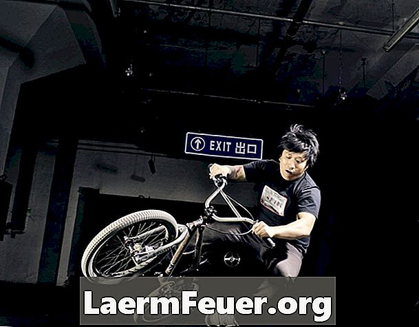 Kuidas värvida BMX jalgratta raami pihustusvärviga