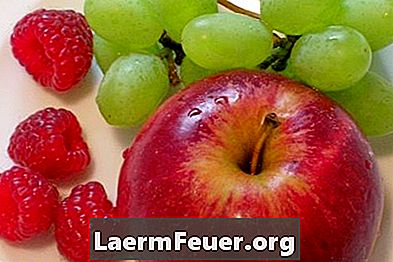 כיצד להסיר גושים וזרעי פירות