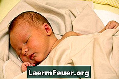كيفية التخلص من قمل الرأس في الأطفال حديثي الولادة