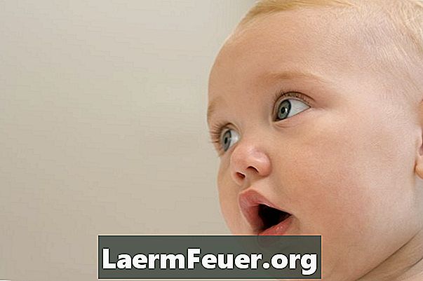2 개월 된 아기의 코 막힘을 치료하는 방법