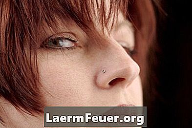 Hvordan behandle nesepiercing hevelse