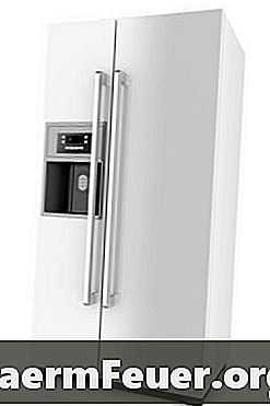 LP搭載の冷蔵庫と電気はどのように機能しますか？