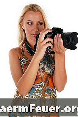 Nikon D3100 카메라에서 ISO 자동 조정 기능을 사용하는 방법