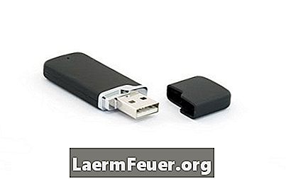 วิธีใช้คำสั่ง "DD for Windows" เพื่อสร้างแฟลชไดรฟ์ USB ที่สามารถบู๊ตได้